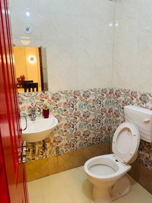 Upre Apartment Varanasi Exterior photo